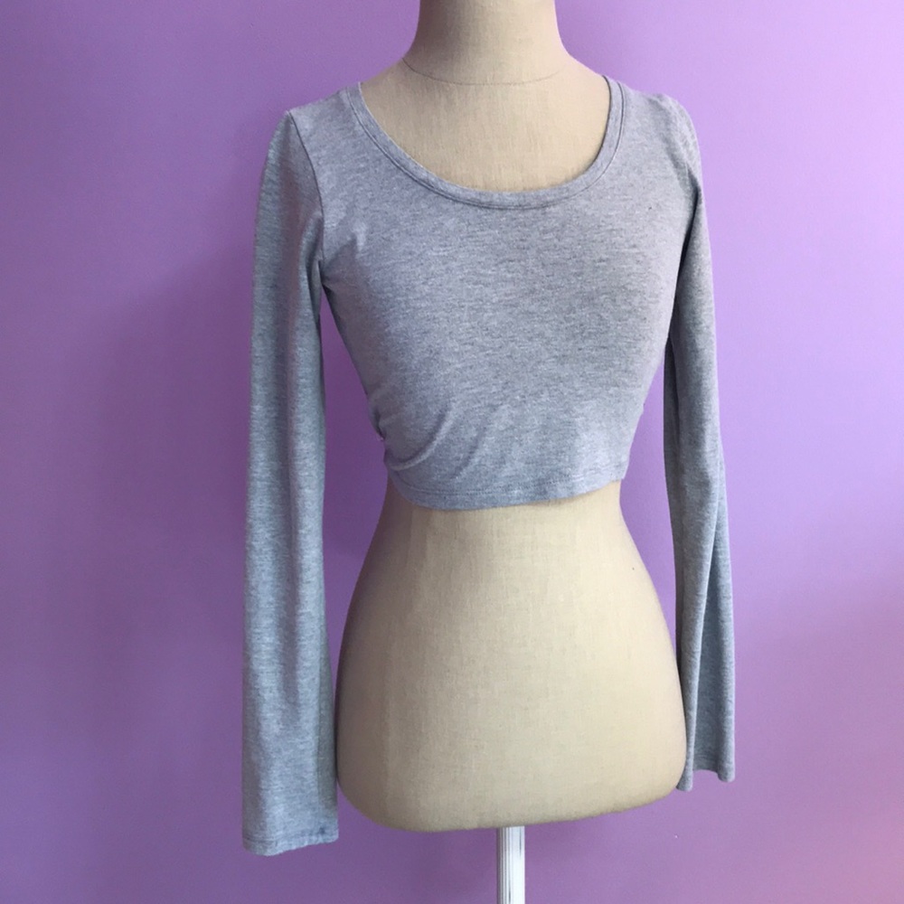 Long sleeve crop top